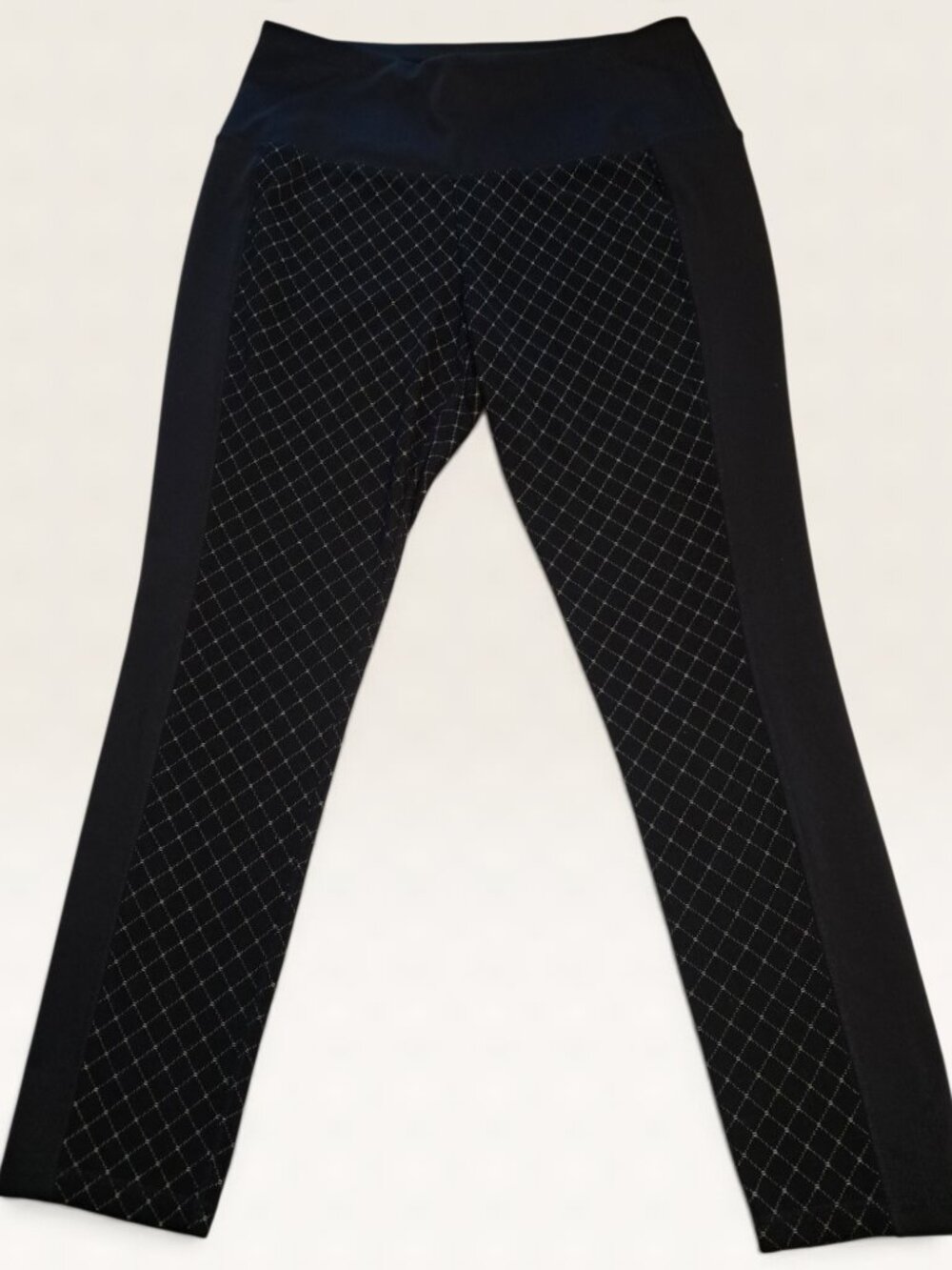 Chicos Zenergy Size 1P Petite Black Diamond Jacquard Side Stripe Pull On Pants